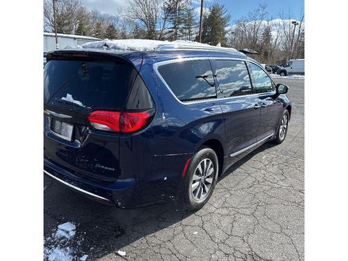 2020 Chrysler Pacifica Hybrid Limited