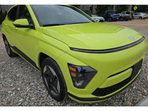 Neoteric Yellow 2024 Hyundai KONA EV SEL
