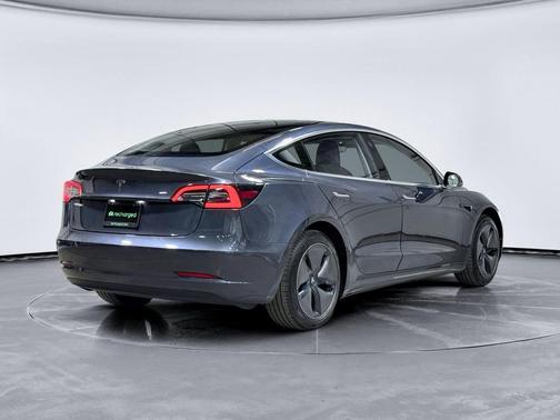 Silver Metallic 2018 Tesla Model 3 Long Range
