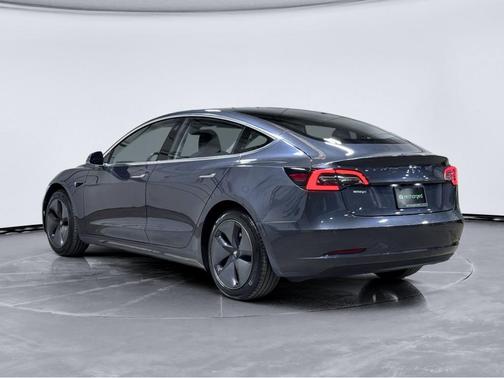 Silver Metallic 2018 Tesla Model 3 Long Range