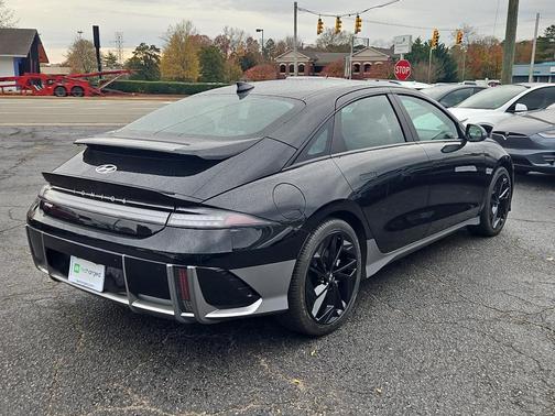 2023 Hyundai IONIQ 6 SEL