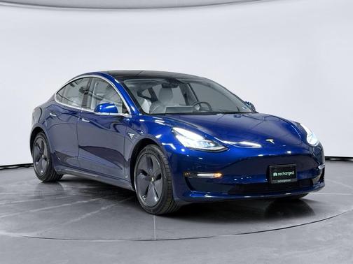 Deep Blue Metallic 2020 Tesla Model 3 Long Range