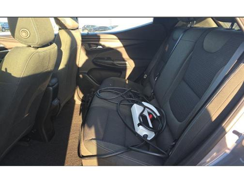 Gray Ghost Metallic 2023 Chevrolet Bolt EUV LT