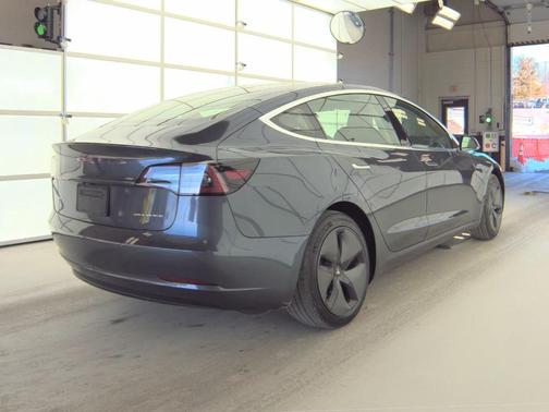 2018 Tesla Model 3 Standard
