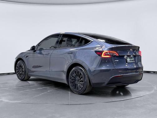 Midnight Silver Metallic 2020 Tesla Model Y Long Range