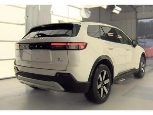 White 2024 Honda Prologue Touring