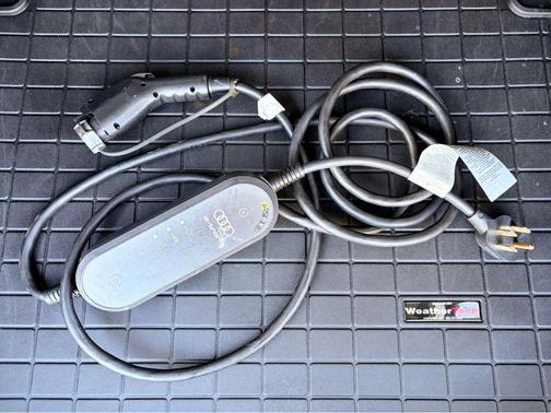 2019 Audi e-tron Premium Plus