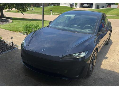 Stealth Grey 2025 Tesla Model 3 Performance