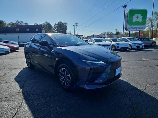 2023 Lexus RZ 450e Premium