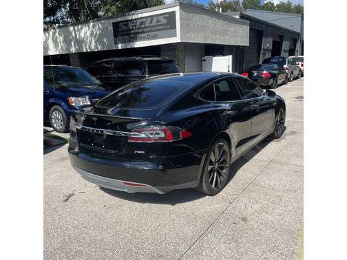 2013 Tesla Model S Performance