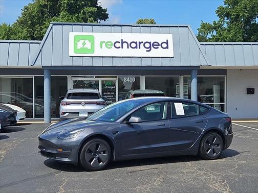 2022 Tesla Model 3 Standard Range