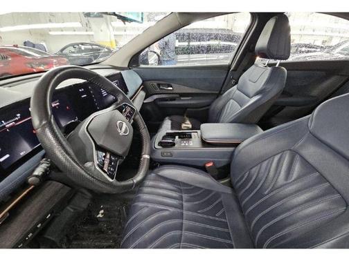 Black Diamond Pearl 2023 Nissan ARIYA PLATINUM+