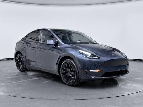 Stealth Grey 2024 Tesla Model Y Long Range