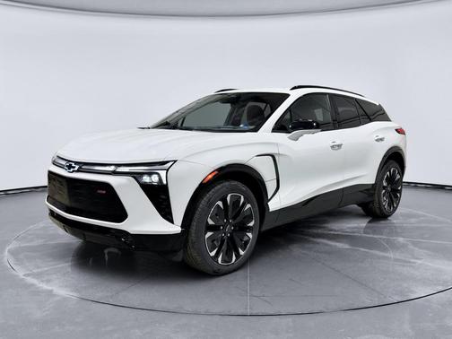 Summit White 2024 Chevrolet Blazer EV eAWD RS
