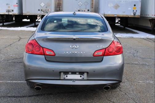 2013 INFINITI G37x Base
