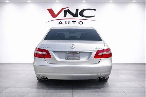 Iridium Silver Metallic 2011 Mercedes-Benz E-Class E 350 Luxury 4MATIC AWD 4dr Sedan