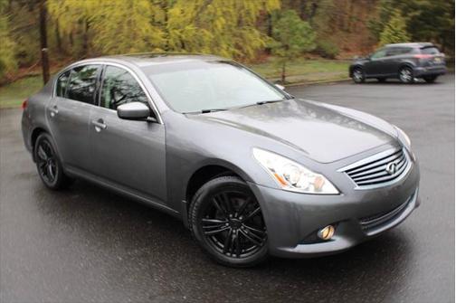 2011 INFINITI G25x Base