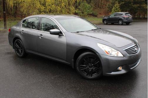 2011 INFINITI G25x Base
