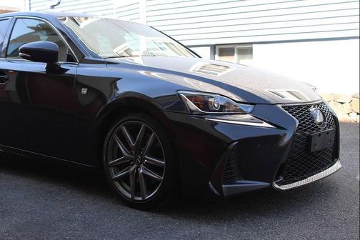 Obsidian 2018 Lexus IS 300 Base