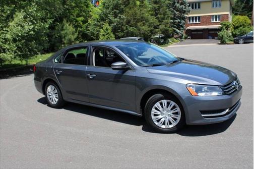 2015 Volkswagen Passat 1.8T Auto SE