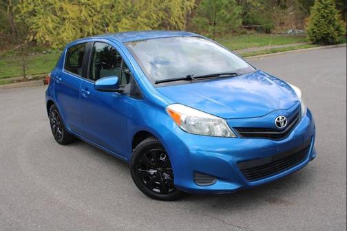 2012 Toyota Yaris L