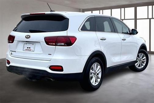 2020 Kia Sorento LX