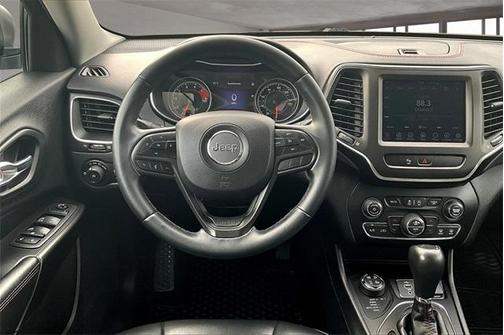 2020 Jeep Cherokee Trailhawk