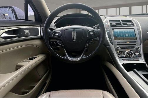 White Platinum Clearcoat Metallic 2018 Lincoln MKZ Select
