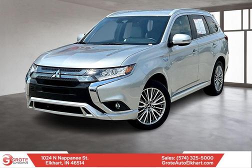 2022 Mitsubishi Outlander PHEV LE