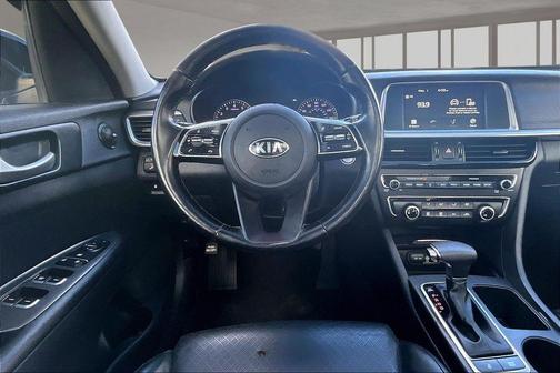 Ebony Black 2020 Kia Optima SE