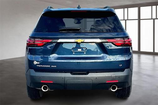 2022 Chevrolet Traverse LT Cloth