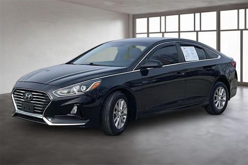 2018 Hyundai SONATA SE