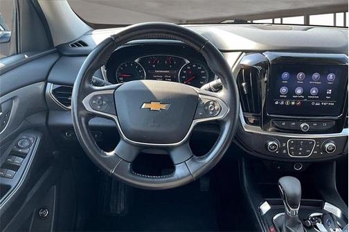 2021 Chevrolet Traverse LT Cloth