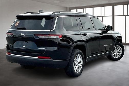 2021 Jeep Grand Cherokee L Laredo