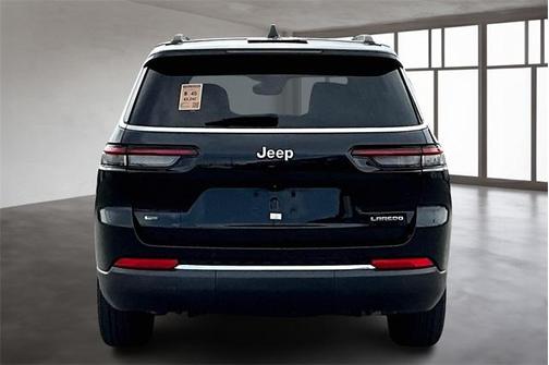 2021 Jeep Grand Cherokee L Laredo
