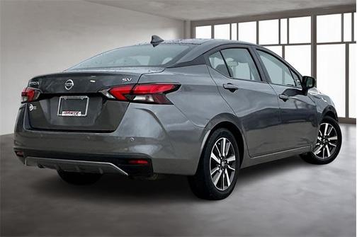 2021 Nissan Versa 1.6 SV