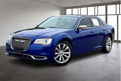 2018 Chrysler 300 Touring