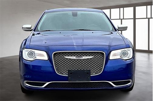 2018 Chrysler 300 Touring