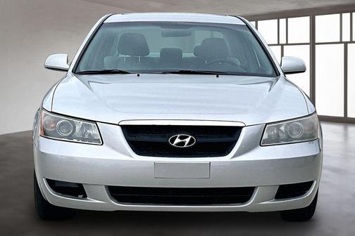 Silver 2008 Hyundai SONATA GLS