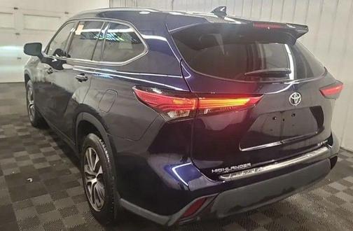 Blue 2021 Toyota Highlander XLE