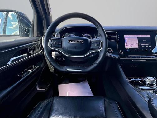 Diamond Black 2024 Jeep Wagoneer L Series II