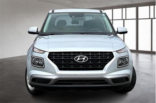 2021 Hyundai VENUE SE