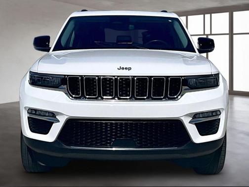 Bright White Clearcoat 2024 Jeep Grand Cherokee Limited