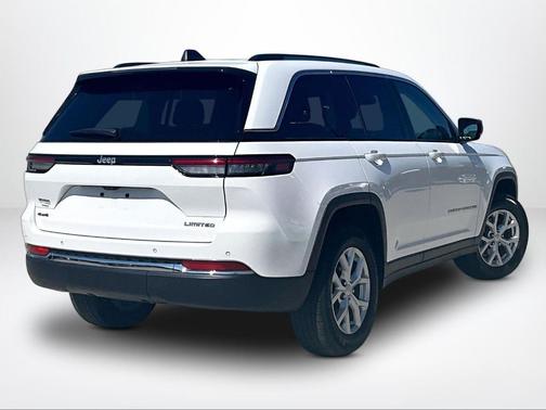 Bright White Clearcoat 2024 Jeep Grand Cherokee Limited