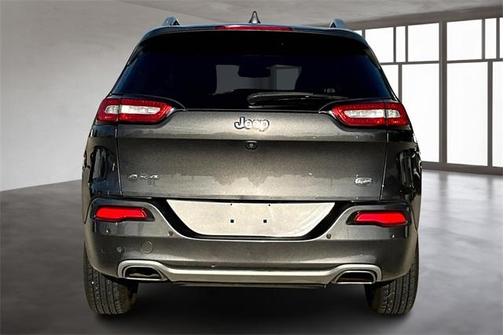 2018 Jeep Cherokee Overland