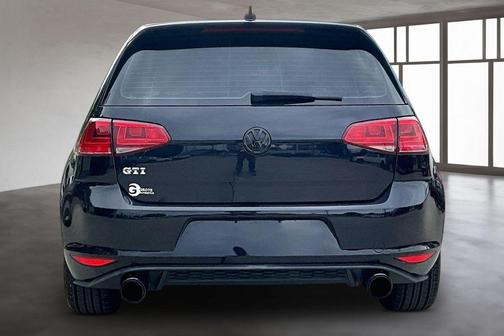 Deep Black 2015 Volkswagen Golf GTI S