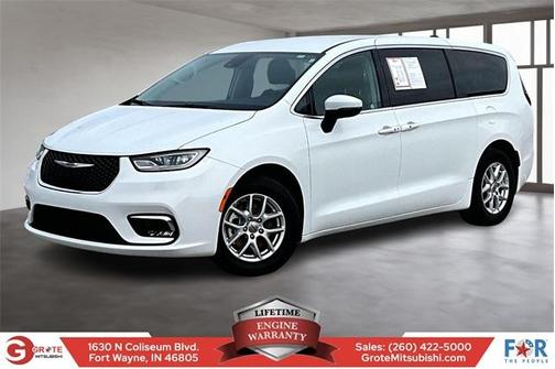 2023 Chrysler Pacifica Touring-L