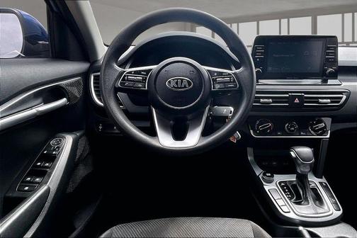 Neptune Blue 2021 Kia Seltos LX