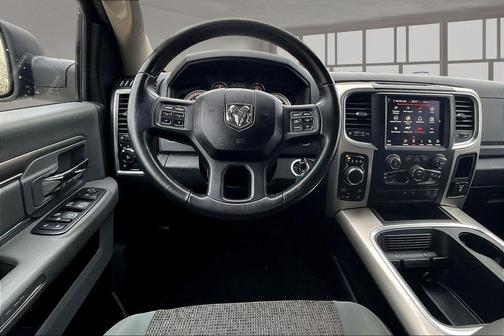 True Blue Pearlcoat 2018 RAM 1500 Big Horn