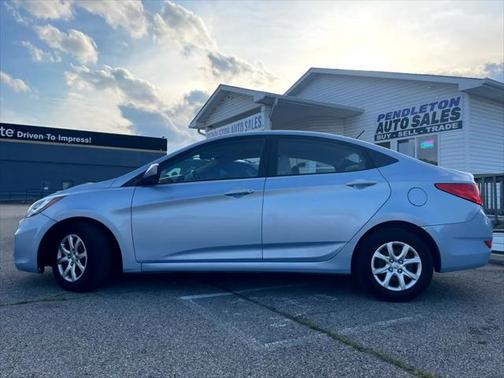 2013 Hyundai Accent GLS